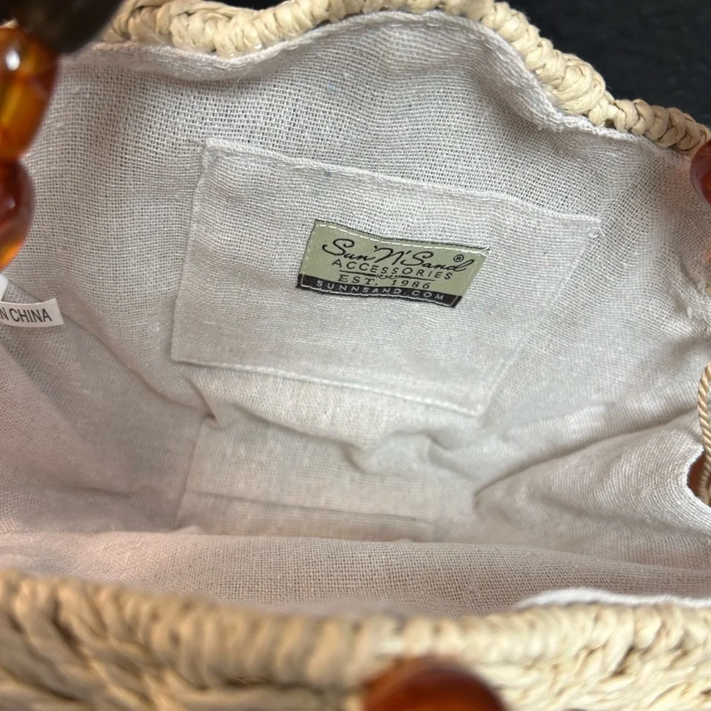 Sun ‘N’ Sand Woven Shell Handbag NWOT Cream-Colored Rattan faux tortoise beads - Picture 6 of 8